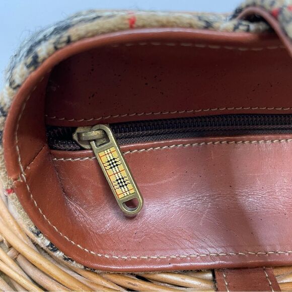 Burberry Wool Vintage Nova Check Signature Plaid Tote Shoulder Bag Purse Tan - Picture 12 of 14